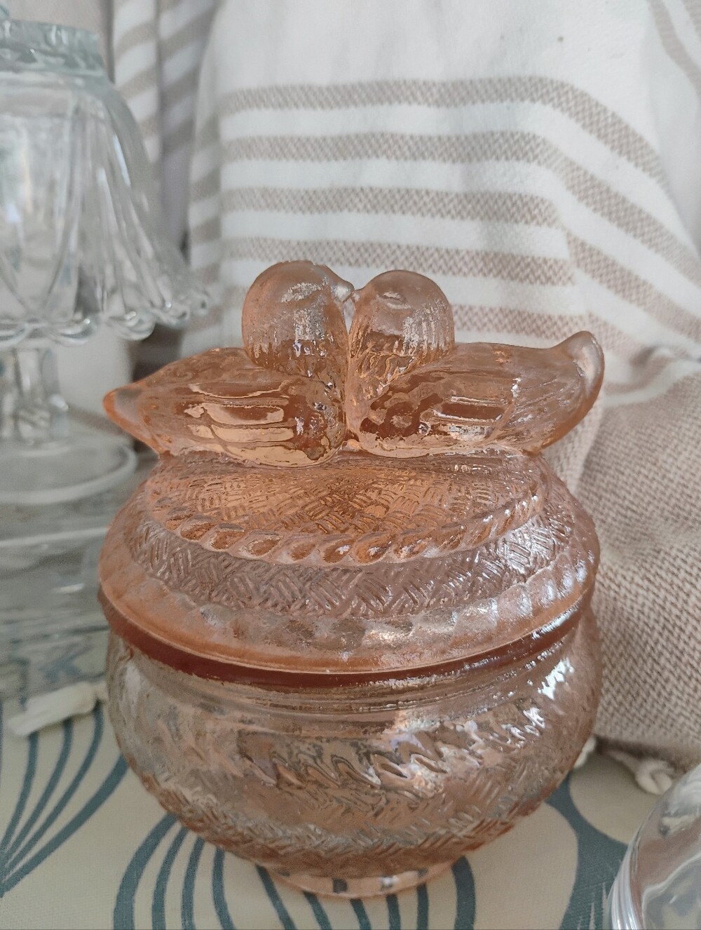 Vintage, LOVEBIRDS Lidded Jewelry Candy Dish, Rose Pink